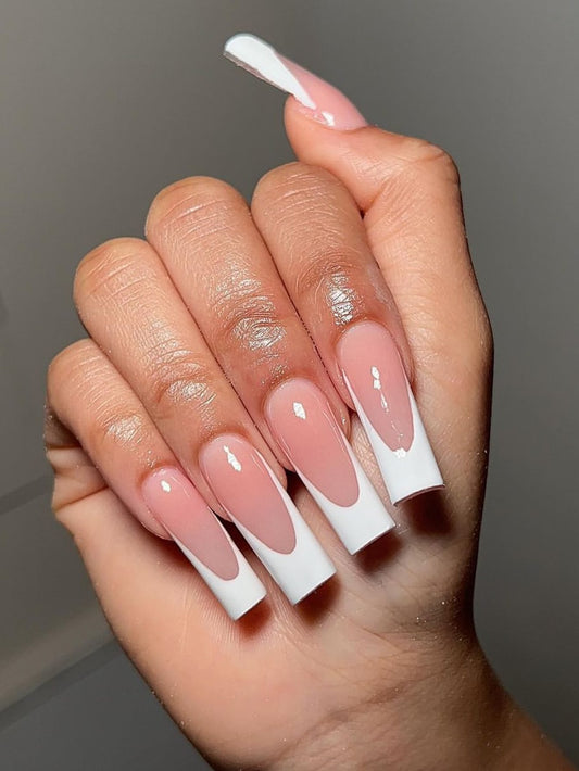 Faux ongles carré blanc