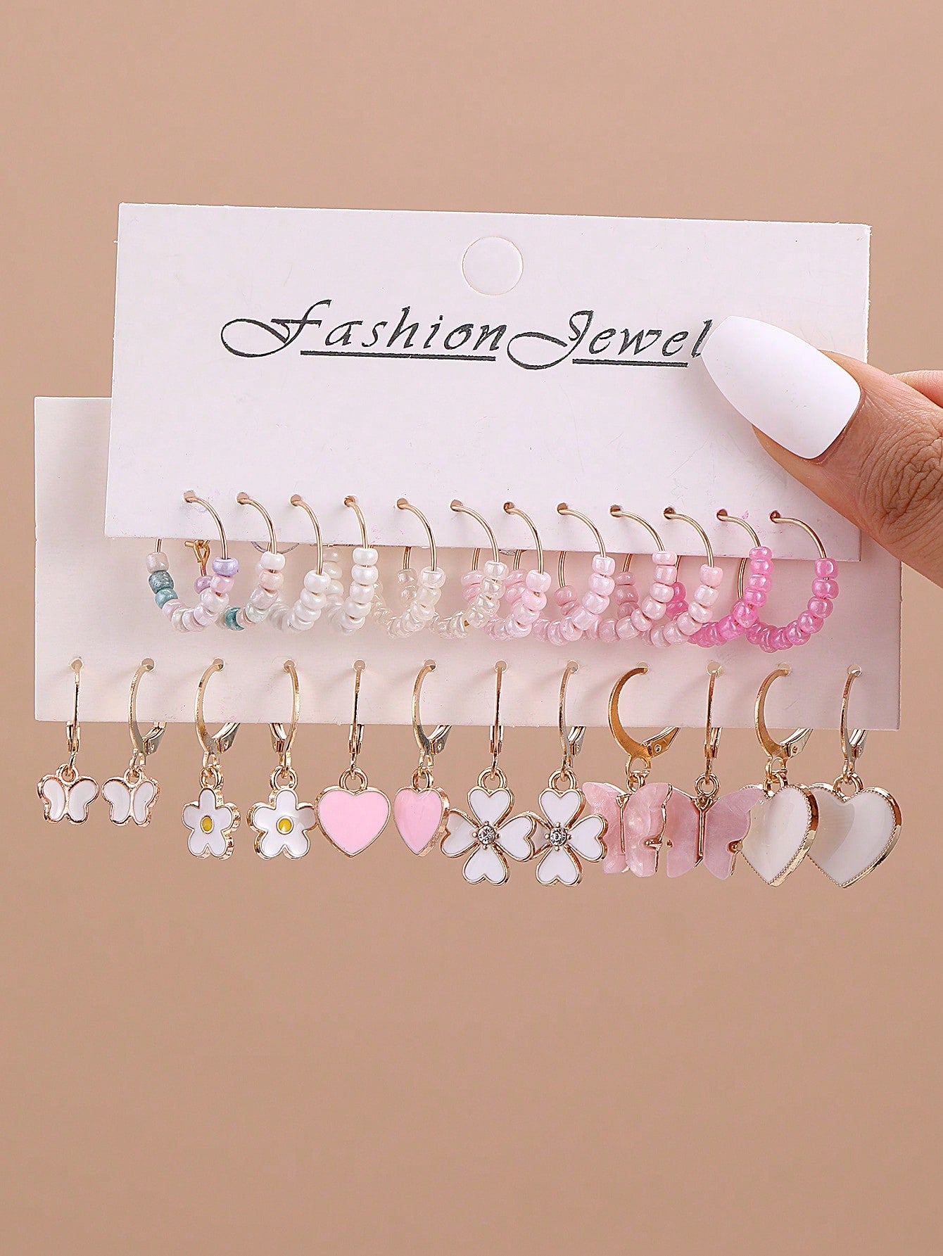 Lot de 24 boucles d’oreilles