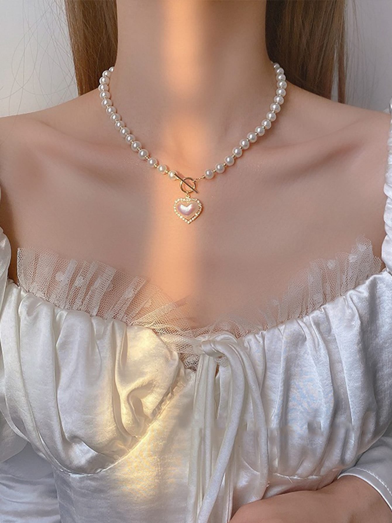 Collier en perle motif cœur