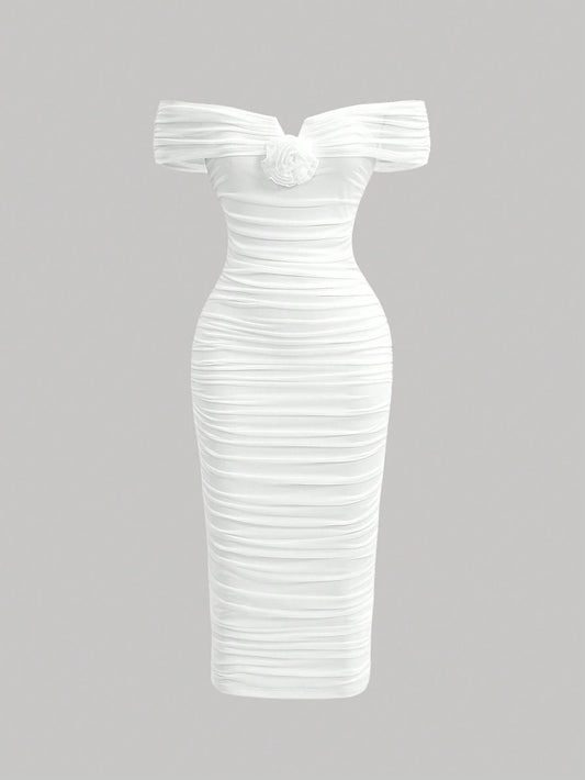 Robe blanche classe plissé